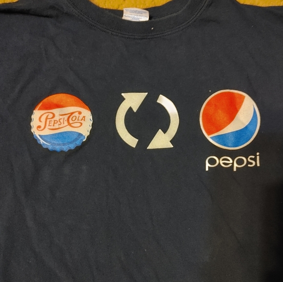 Mens Pepsi Current and Retro Logo Shirt - Picture 2 of 4